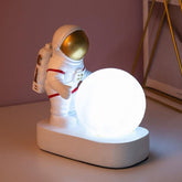 Lampe de chevet astronaute