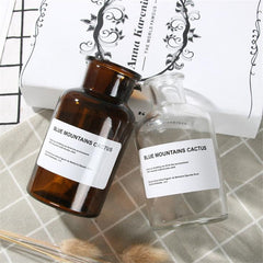 Dark Academia Blumenvase