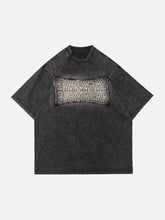 Gewaschenes T-Shirt mit 3D-Muster