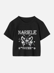 Regular T-Shirt mit Schmetterlings-Buchstaben-Print