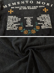 T-Shirt mit Schmetterlings- und Totenkopf-Print