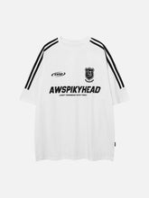 Schweres T-Shirt im College-Stil