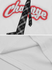 T-Shirt mit bestickter Krawatte und Grafik