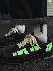 Fluoreszierende Schmetterlings-Skateschuhe