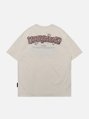 T-Shirt mit Totenkopf- und Buchstaben-Motiv aus Schaumstoff