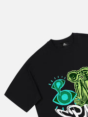 Lustiges T-Shirt mit Totenkopf-Graffiti-Buchstaben-Print