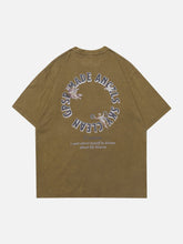 T-shirt imprimé lettre en forme d'anneau