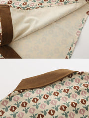 Polo brodé de fleurs en serviette