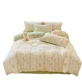Watercolor Flowers Print Textured Bedding Set