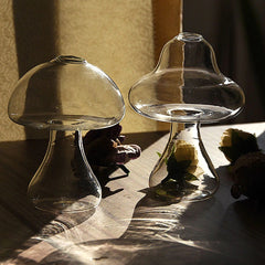 Vase en forme de champignon