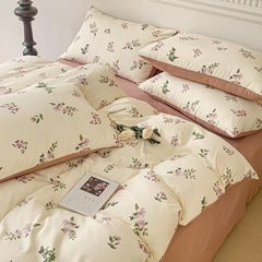 Springtime Flowers Print Bedding Set