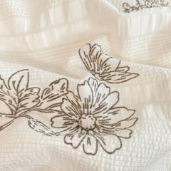 Cremefarbenes Vintage-Bettwäscheset mit Blumendruck