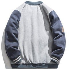 Wintermantel mit Patchwork und gestickten Buchstaben