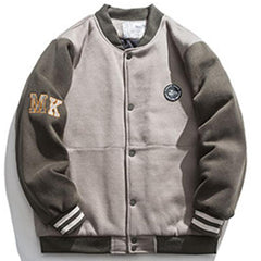 Wintermantel mit Patchwork und gestickten Buchstaben