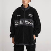 Wintermantel mit Patchwork und gestickten Buchstaben