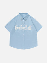 Chemises à manches courtes avec motif de collier à lettres floquées