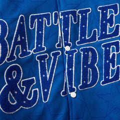 Wintermantel mit Patchwork-Muster und beflockten Buchstaben