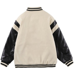 Wintermantel mit Patchwork-Muster und beflockten Buchstaben