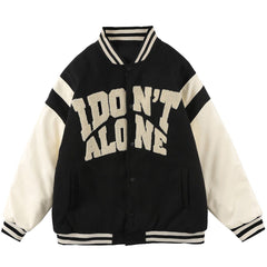 Wintermantel mit Patchwork-Muster und beflockten Buchstaben