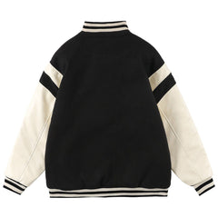 Wintermantel mit Patchwork-Muster und beflockten Buchstaben