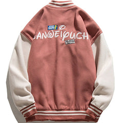 Wintermantel mit Buchstabenstickerei