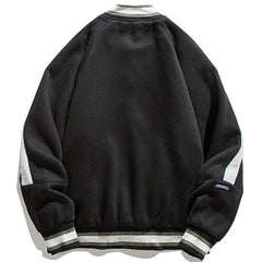 Wintermantel mit Buchstabenbeflockung und farblich passender Aufmachung