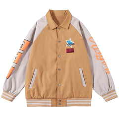 Wintermantel mit Buchstaben-Schaumdruck und passender Farbe