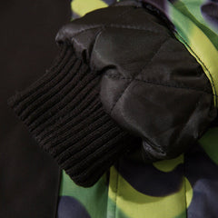 Mantel mit Patchwork-Fake-Weste und Solution-Print