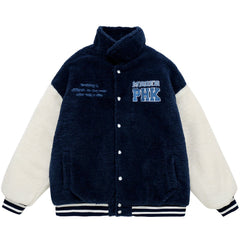 Sherpa-Wintermantel mit Patchwork-Ärmeln