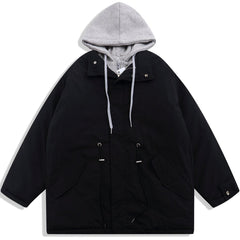 Wintermantel mit Patchwork-Spleißen und Kapuze