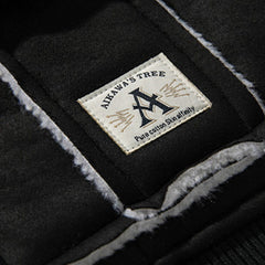 Wintermantel aus Hirschledersamt mit Taschendesign