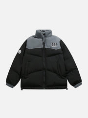 Wintermantel mit Portrait-Stickerei