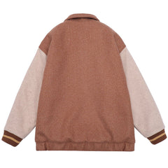 Wintermantel mit Handtuchstickerei im Portrait-Muster