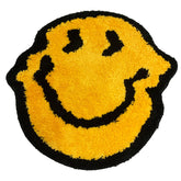 Flauschiger Teppich mit geschmolzenem Smiley