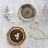 Plateau à bijoux rétro en métal brillant