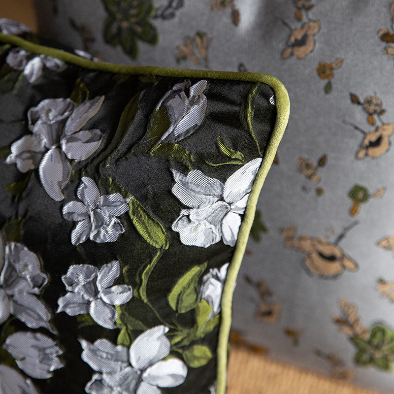 Gardenia Floral Pattern Zipper Pillowcase