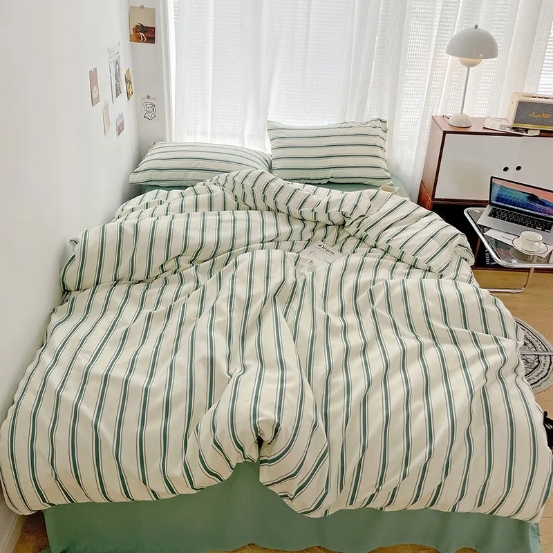 Nordic Stripes Bedding Set