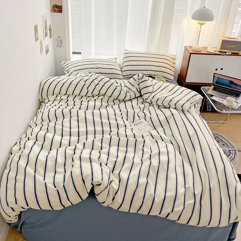 Nordic Stripes Bedding Set