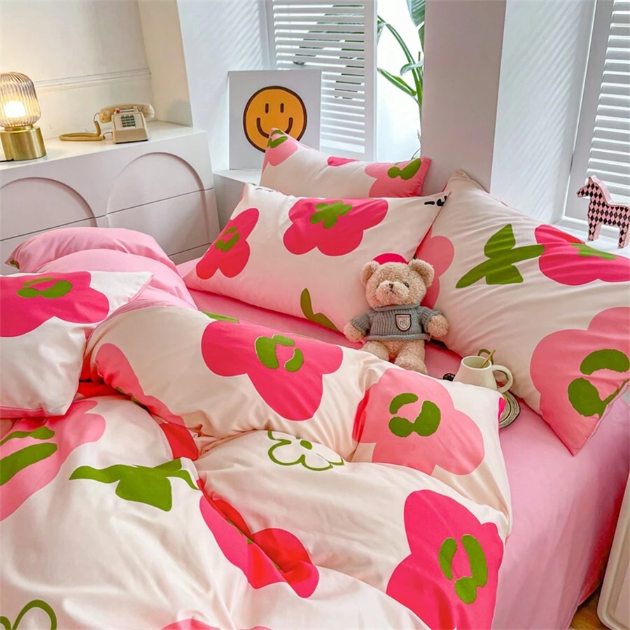 Kawaii Girl Bedding Set