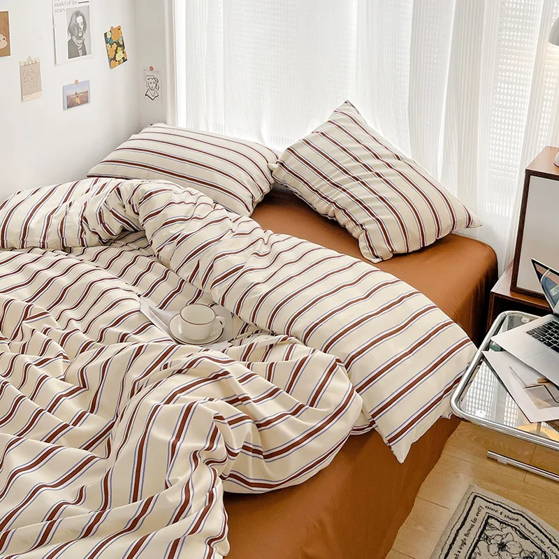 Nordic Stripes Bedding Set