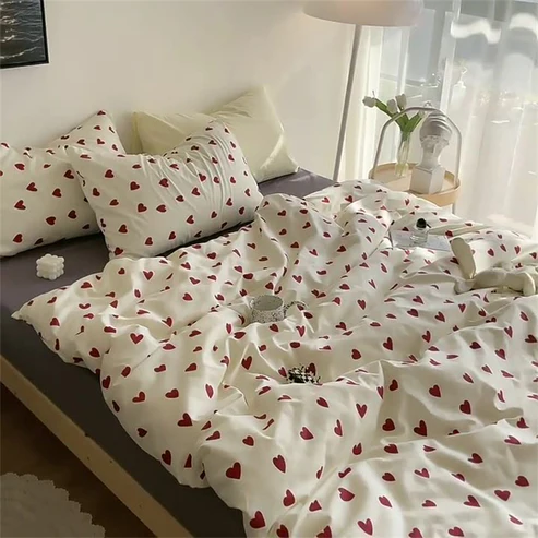 Classic Charm Red Hearts Bedding