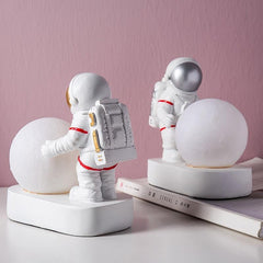 Astronaut Bedside Lamp