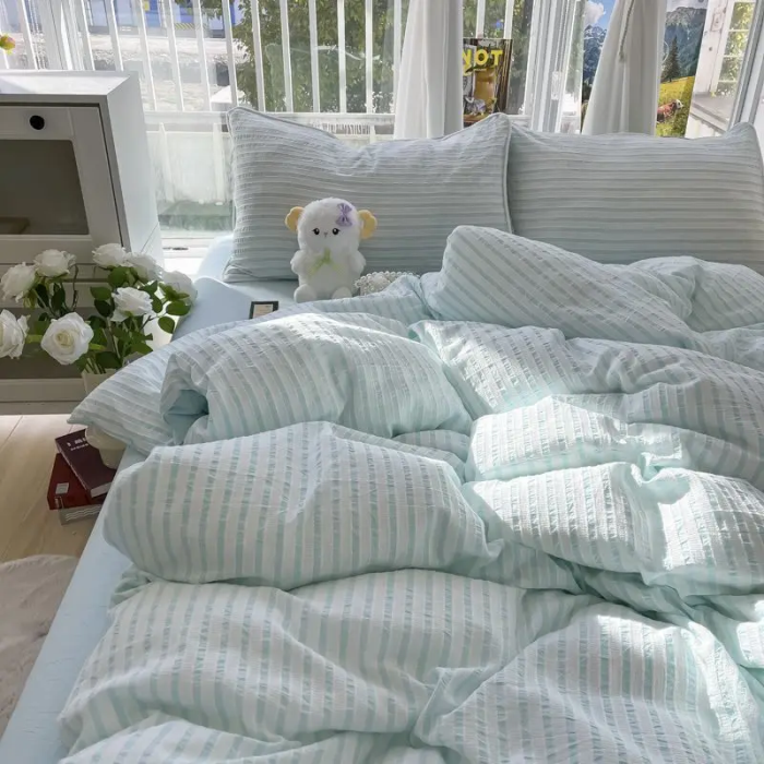 Classic Stripe Bedding Set