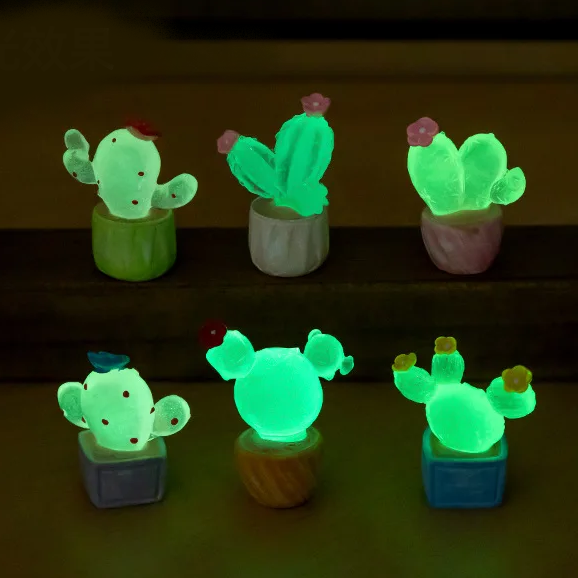 Fairy Garden Glowing Succulents