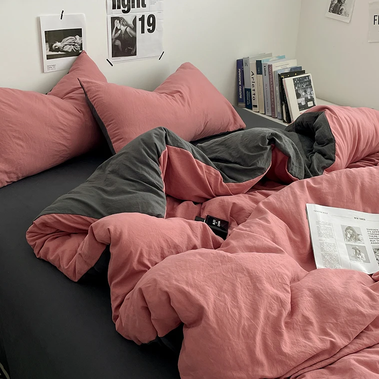 Dual-Tone Bedding Set