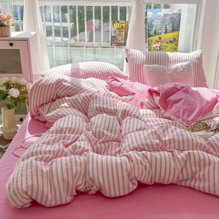 Classic Stripe Bedding Set