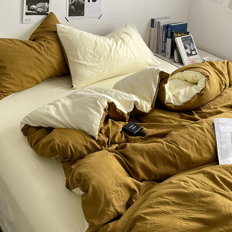 Dual-Tone Bedding Set