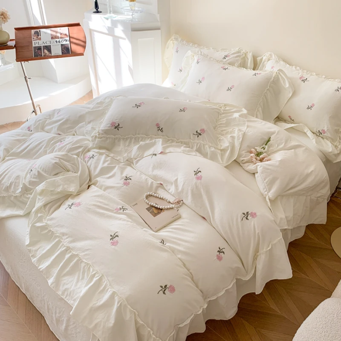 Rose Embroidery Bedding Set