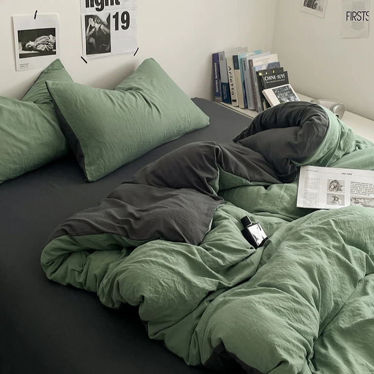 Dual-Tone Bedding Set