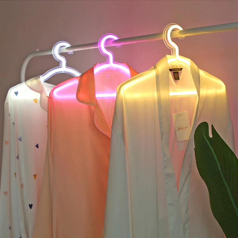 Aesthetic Clothes Hanger